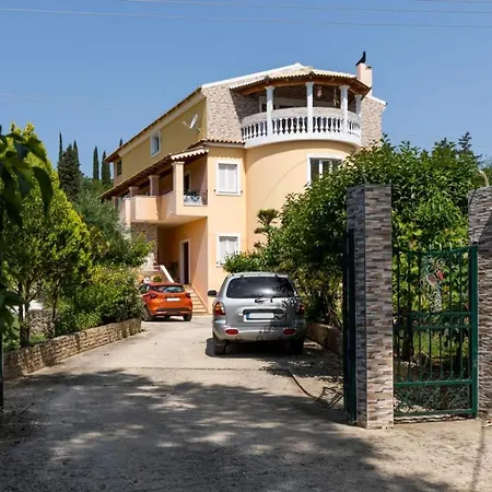 度假居 Maria Eleni House